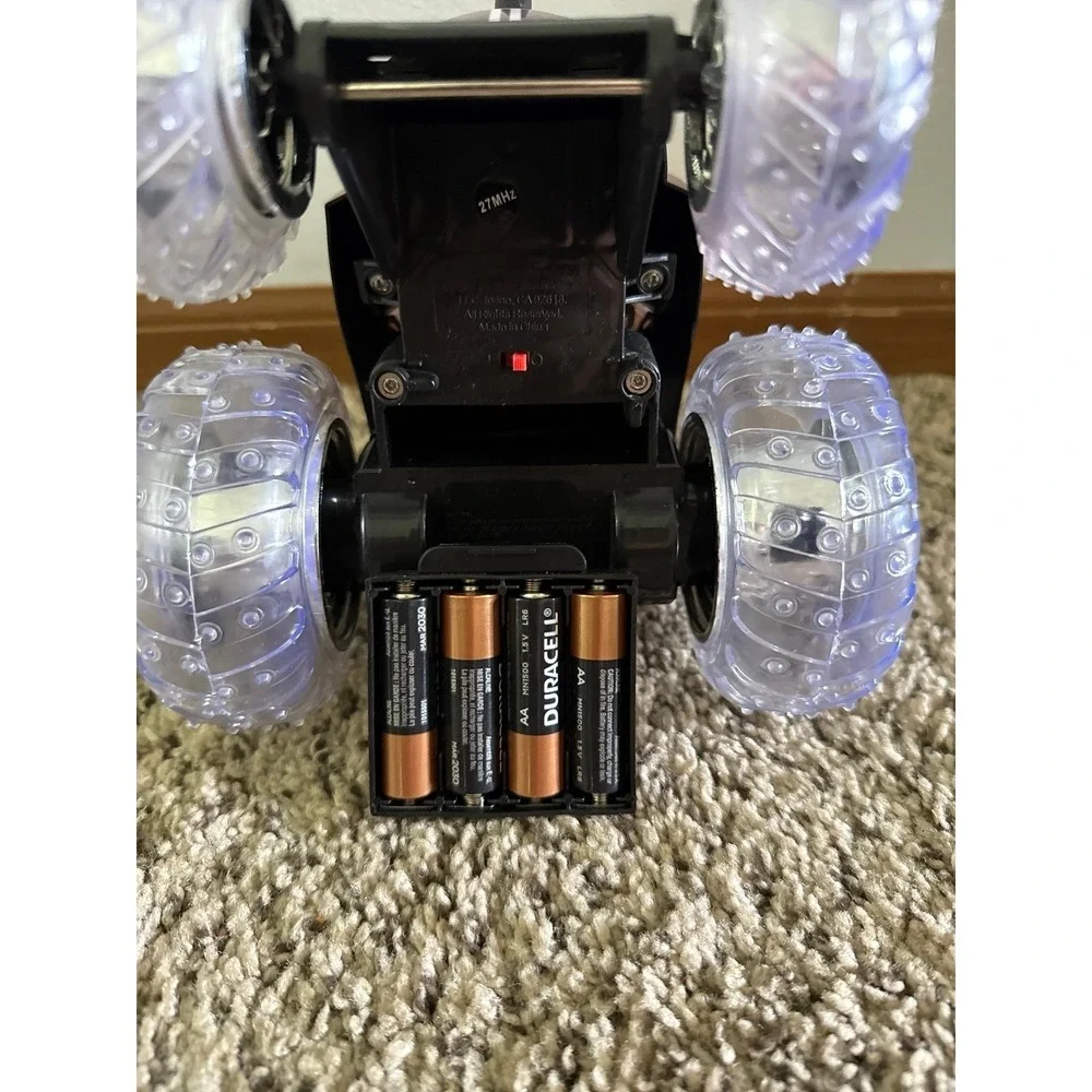 Sharper Image Thunder Tumbler RC Toy Car